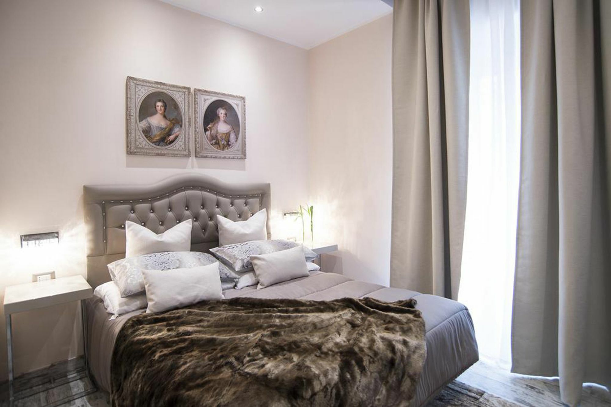 Colonna 18 By Ghor 2* Roma