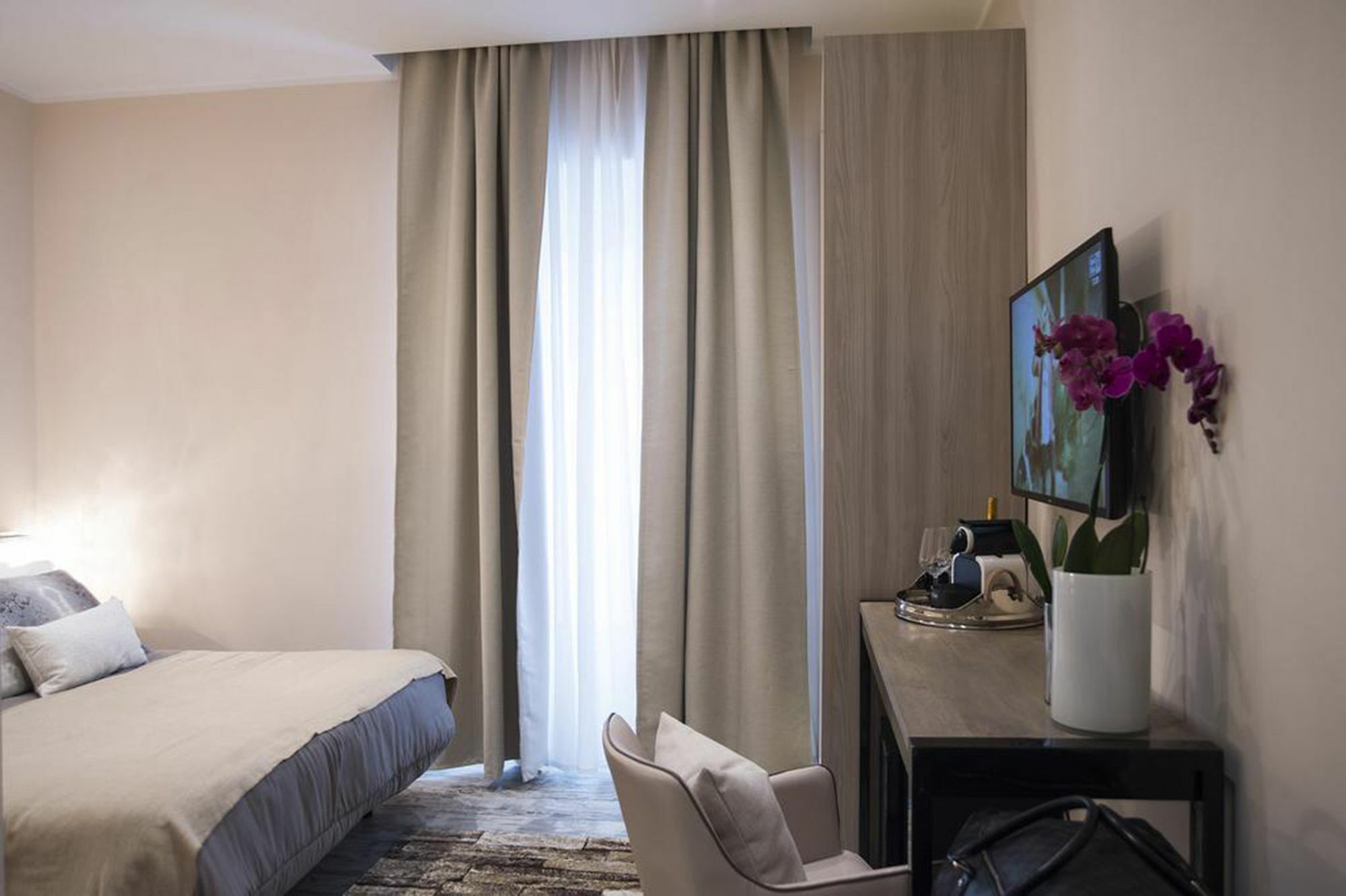 Colonna 18 By Ghor Gasthof 2*